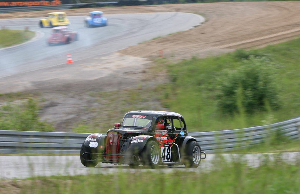 Til sidste løb på Ring Djursland kørte Frederik i en lejet bil, men stadig med nummer 48
(Foto: Motorsporten.dk)